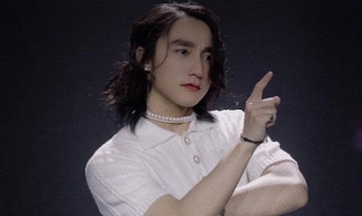 Sơn Tùng đăng ảnh bàn cờ giữa tâm điểm cùng 'nàng thơ' Hải Tú vướng ồn ào 'vô văn hóa' 