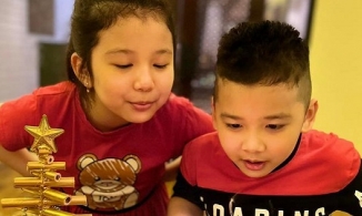 Ngoại hình chuẩn 'soái ca nhí' của con trai út Hoa hậu Jennifer Phạm 