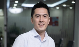 CEO 34 tuổi của Gojek: Thân thế cao sang, đẹp như nam thần, cao 1m84 và là 'cá con' của vợ đẹp