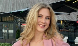 Công chúa 16 tuổi của Na Uy: Nhan sắc mỹ nhân, từ bỏ cung điện làm beauty vlogger