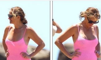 'Người đàn bà đẹp' Julia Roberts quyến rũ ở tuổi 54 không cần phấn son 