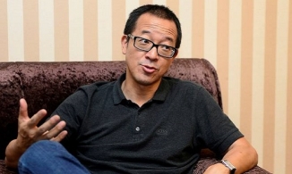 Chỉ 3 tiếng livestream bán rau củ, 'tỷ phú dạy thêm' thu gần 18 tỷ đồng