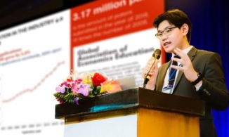 Nam sinh Quảng Ngãi đỗ 21 trường Đại học trên thế giới, 18 tuổi làm sếp