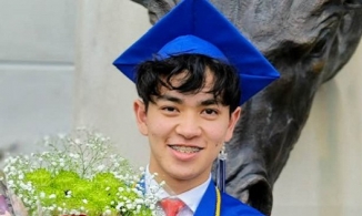 Quá khứ nghèo khó, sửa điện thoại dạo kiếm sống của nam sinh Gia Lai nhận học bổng toàn phần Harvard