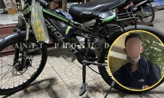 Cậu bé 13 tuổi đạp xe 200km thăm bạn gái: “Con xuống đòi 160 nghìn và ăn sinh nhật bạn'