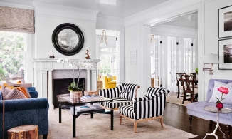 9 phòng khách nổi bật nhờ sử dụng ghế họa tiết kẻ sọc làm điểm nhấn