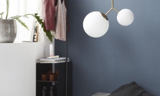 Cùng là giá treo quần áo, hãy chọn mẫu nào vừa treo gọn vừa đẹp nhà