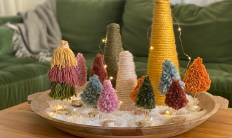 Cách làm cây thông Noel tuyệt đẹp trong vòng... 15 phút bằng len