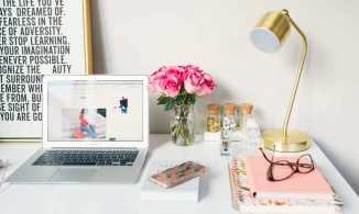 Phong thủy góc làm việc tại gia: 5 điều cần tránh nếu muốn công việc thuận lợi