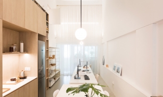 Căn hộ 30 năm hoá nơi ở tiện nghi kiêm văn phòng làm việc của kiến trúc sư