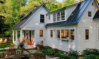 Ngôi nhà trong mơ với thiết kế đồng quê cổ điển, bao bọc bởi thiên nhiên trong lành yên ả