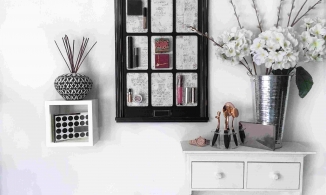 4 phụ kiện giúp bạn lưu trữ đồ trang điểm gọn gàng và xinh xắn