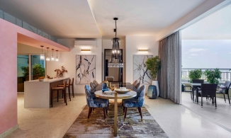 Căn hộ phong cách đương đại với gam màu xanh lam, hồng phấn cùng nội thất kiểu mái vòm tuyệt đẹp