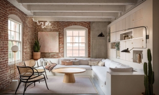 Căn hộ kết cấu gạch, bê tông cùng bảng màu hồng - xám cho vẻ đẹp nhẹ nhàng, tinh tế