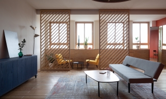 Căn hộ 70m² xanh lam - đỏ nền nã mà không kém phần cá tính của vợ chồng trẻ