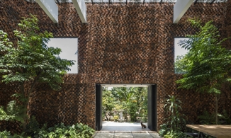 Wall House: Ngôi nhà gạch tại Biên Hòa có thiết kế độc đáo tựa như một... 'tổ ong' khổng lồ