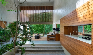 Ngôi nhà rộng, tiện nghi, nhiều cây xanh, nhiều ánh sáng của gia đình trẻ