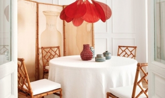 Tấm bình phong: Không chỉ để phân vùng không gian mà còn để trang trí nhà