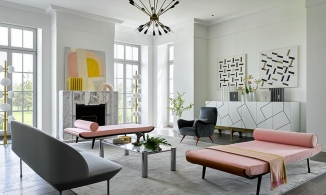 Phòng khách rộng rãi, hiện đại với 4 mẫu ghế thay thế cho sofa truyền thống