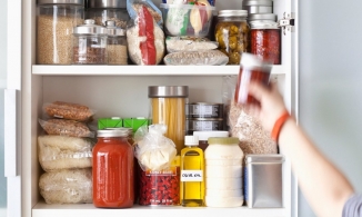 Phòng bếp sẽ rộng thoáng bất ngờ nếu bạn bớt đi những món đồ này