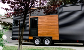 Nhà xe 2 tỷ chất lừ tiện nghi như nhà đất, thoả mãn ước mơ mang cả ngôi nhà trong các chuyến đi