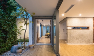 Nhà Tằm, ngôi nhà sở hữu “khu vườn thẳng đứng' ấn tượng tại khu đô thị 'nhà giàu' ở Hà Nội