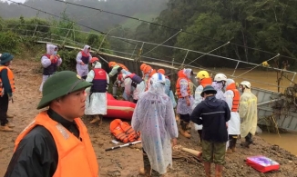 Lâm Đồng: Tìm thấy thi thể nữ du khách thứ 2 bị lũ cuốn trôi