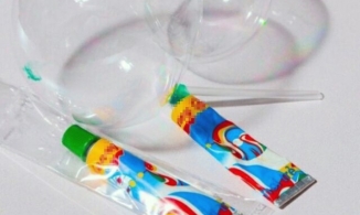 Lâm Đồng: 24 học sinh ngộ độc sau khi thổi kẹo bong bóng mua ở cổng trường