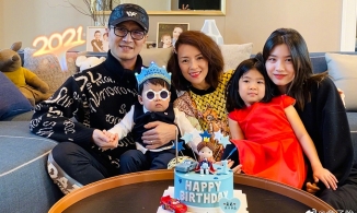 Chương Tử Di mừng sinh nhật con trai tròn 1 tuổi