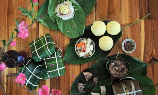 Ngày Tết ăn no bánh chưng, giò thủ mà không lo tăng cân