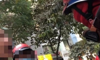 Chủ quán thịt xiên chửi shipper vì 'không mặc đồng phục' nhận ngay cơn bão tẩy chay từ cộng đồng mạng