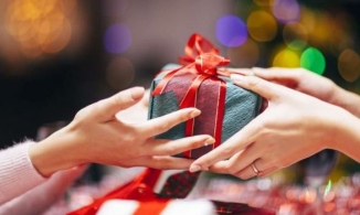 Những món quà Tết 'đại kỵ' không nên tặng người thân, bạn bè