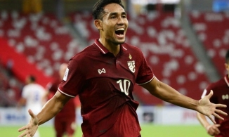 Teerasil Dangda chính thức trở thành chân sút xuất sắc nhất lịch sử AFF Cup