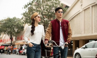 Hoàng Đức và bạn gái tung bộ hình ngọt ngào với khung cảnh Tết Hà Nội