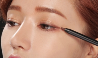 Sợ lem nhem như gấu trúc, tìm hiểu ngay 4 loại kẻ mắt nước không trôi sau