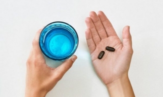 Tìm hiểu 4 loại viên uống trị mụn lành tính được nhiều người ưa chuộng