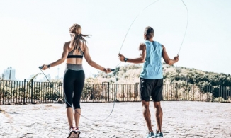 Nhảy dây mỗi ngày: Bí kíp để có một cơ thể vạn người mê