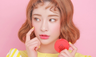 Blusher cushion: Xu hướng má hồng căng mọng của tín đồ trang điểm châu Á