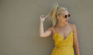 11 trang phục bạn cần có cho một mùa hè đầy sống động