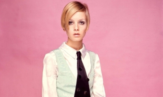Siêu mẫu Twiggy: Tượng đài của thời trang thập niên 60s