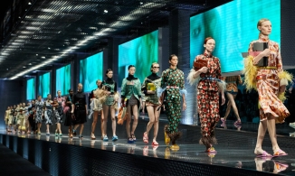 Lịch sử hình thành và phát triển thương hiệu Prada