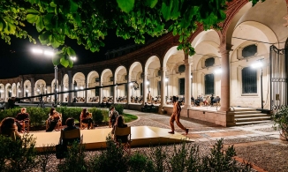 BST Salvatore Ferragamo Xuân – Hè 2021: Bữa tiệc sắc màu và màn trình diễn kỹ thuật chế tác