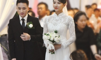 Vợ Phan Mạnh Quỳnh khéo khoe vòng eo 58cm trong chiếc áo dài cưới đính 8000 viên đá Swarovski đắt tiền 