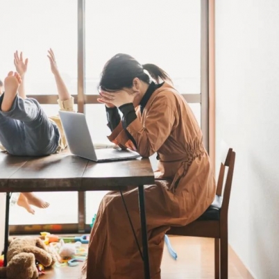 Nếu có thể đảo ngược thời gian, tôi ước mình chưa từng lấy chồng, sinh con