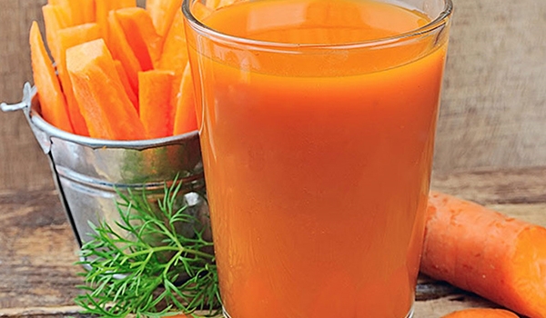 Nước ép cà rốt thơm ngon, bổ dưỡng với nhiều tác dụng tuyệt vời cho cơ thể.