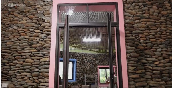 Ngôi trường xây bằng sỏi tại Sơn La - Ảnh 11