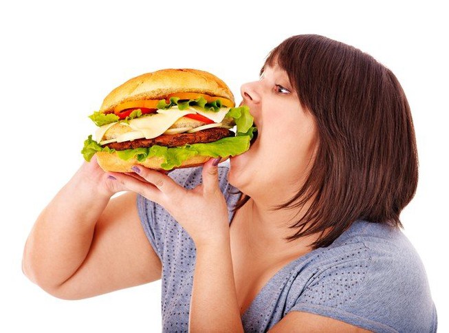 Đồ ăn nhanh là một trong những nguyên nhân gây ra tình trạng thừa cân.