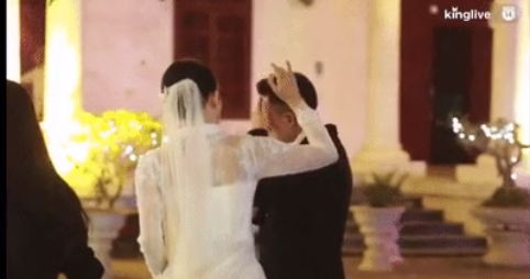 Phan Mạnh Quỳnh bảnh bao sánh bước bên vợ Khánh Vy xinh đẹp trong ngày cưới - Ảnh 10