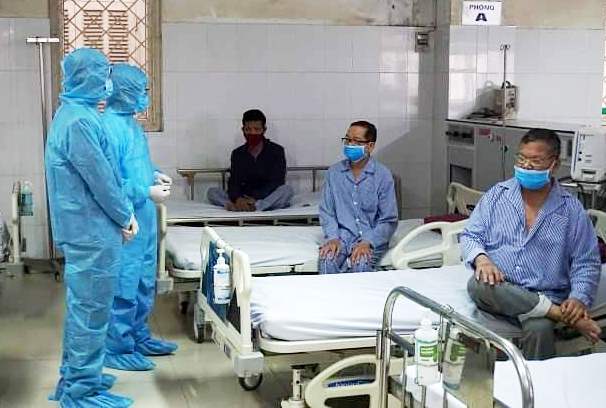 Hà Nội: Thêm 1 bác sĩ Bệnh viện Bắc Thăng Long nghi nhiễm Covid-19 - Ảnh 2