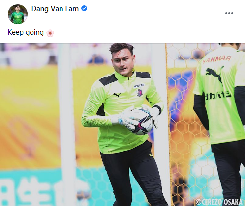 Đội tuyển Việt Nam đá vòng loại: Đặng Văn Lâm được khen khi đi comment khắp nơi, Bùi Tiến Dũng chị chỉ trích vì lặn mất tăm - Ảnh 3